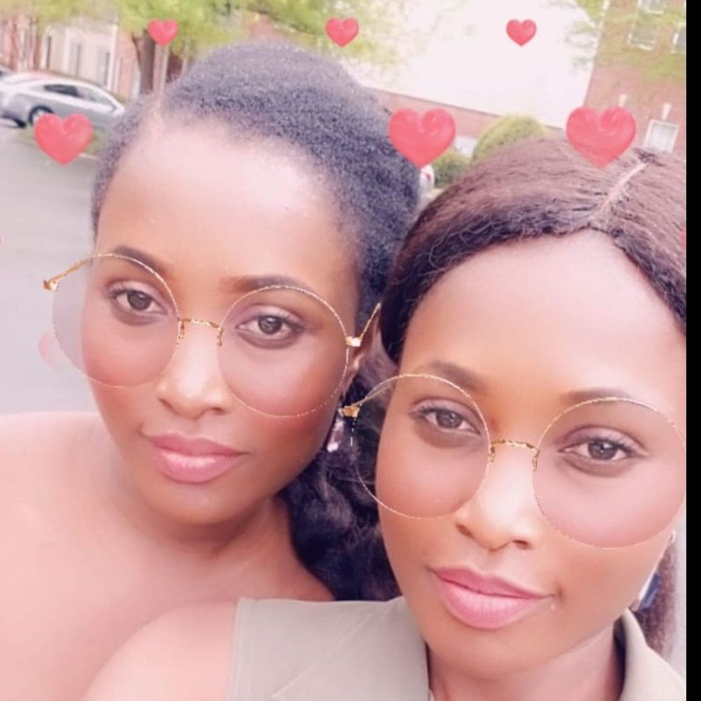 Meet your Posher, Felicia